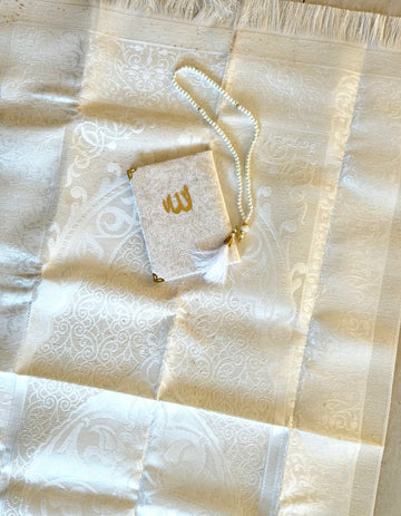 Noor Gift Set – Luxury White/Beige Prayer Collection (3 Piece Set)