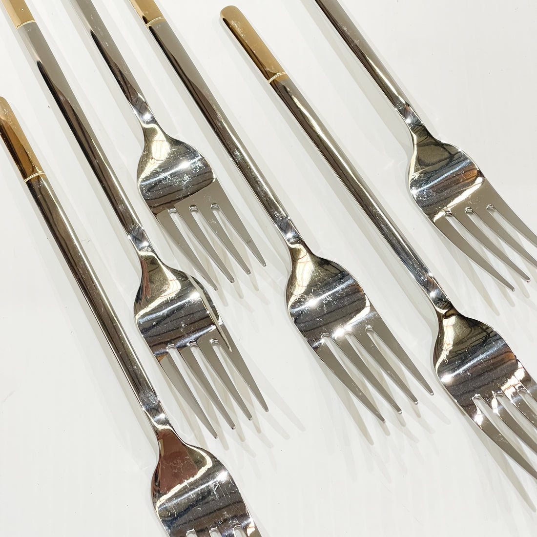 Stainless Steel Medium Fork– Gold-Tip Handle (6 pcs)