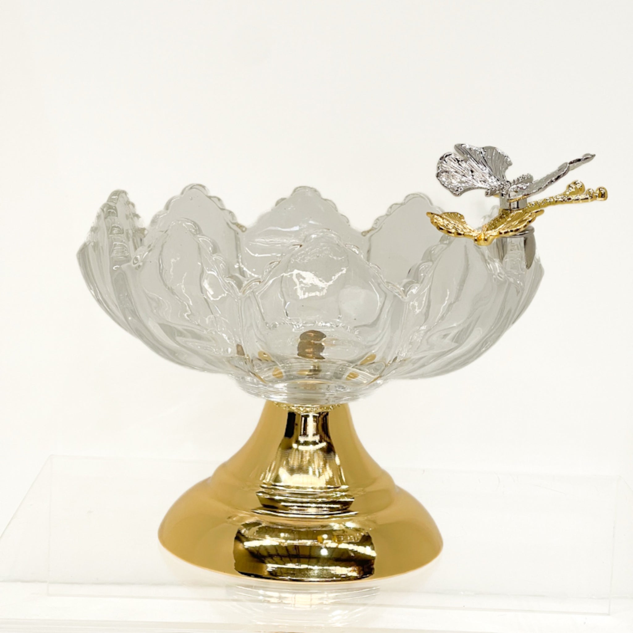 Elegant Crystal Serving Bowl – A Timeless Statement Piece