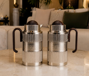 Mono Ribbed Vacuum Flask Set – Dark Wood Handle (2 × 1L)