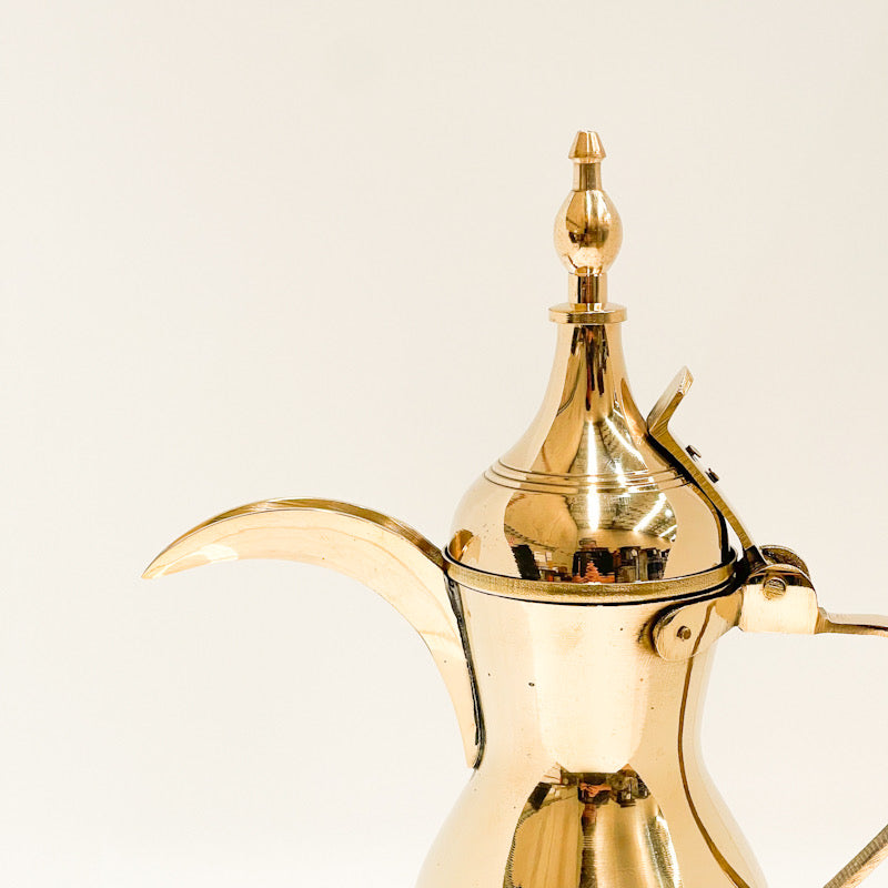 Traditional 11-Inch Brass Dallah – Authentic Arabic Coffee Pot