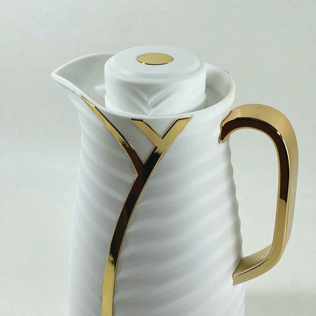 KANZ Serene – Wave Flask (White & Gold, 1L)